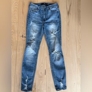 Hollister Women’s Distressed High Rise Crop Super Skinny Jeans - 1R, 25x26